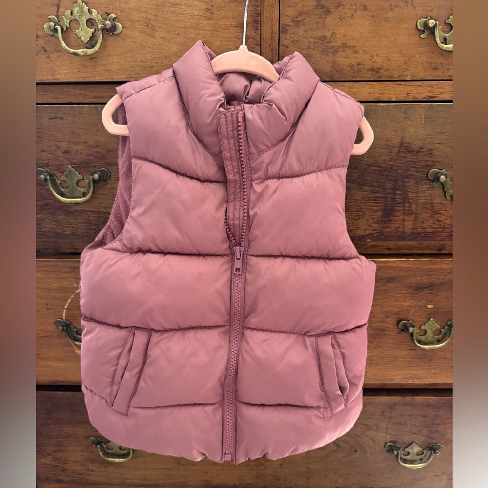 Old Navy Frost-Free Quilted Puffer Vest, Toddler Size 5T